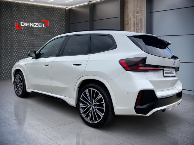 Bild 2: BMW X1 xDrive 23d U11