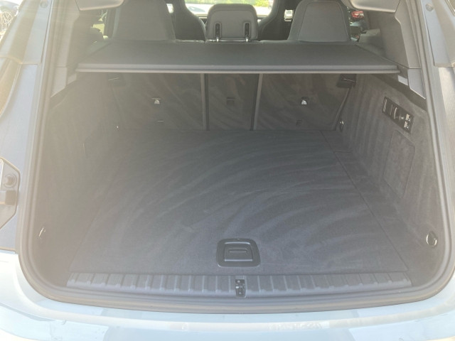 Bild 9: BMW PKW i-Serie iX xDrive50 105kWh