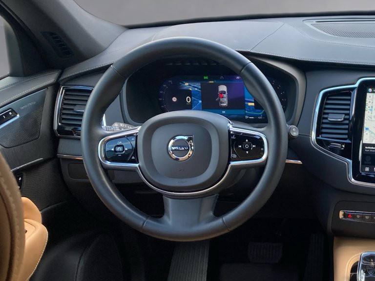 Bild 9: VOLVO PKW XC90 B5 Plus Bright