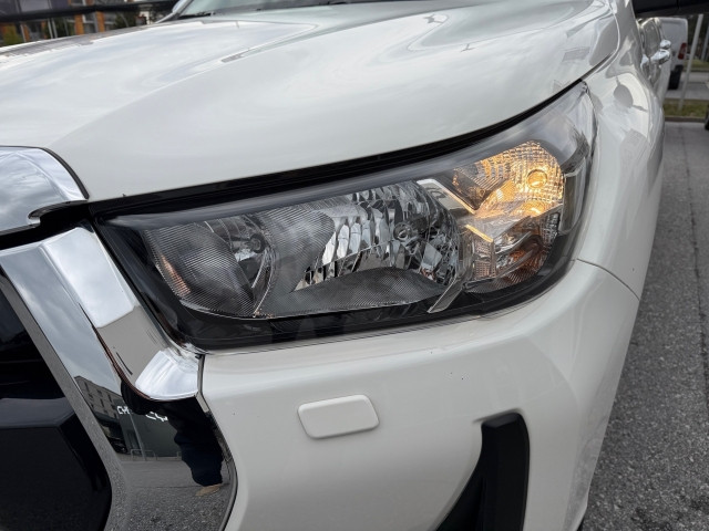 Bild 12: Toyota Hilux DK Active 2,4D