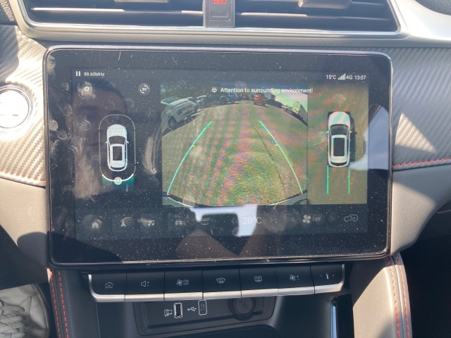 Bild 12: MG ZS Luxury 51kWh Connect