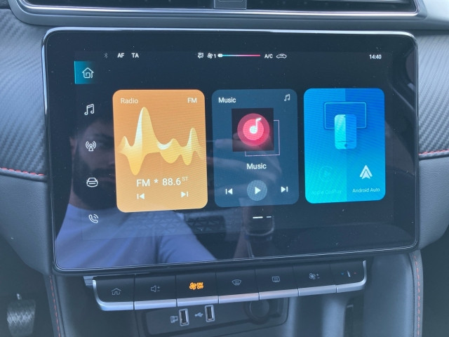 Bild 7: MG ZS 1,5 Luxury