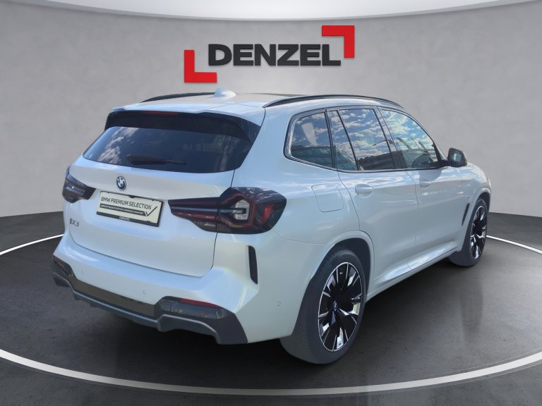 Bild 3: BMW iX3 M 73,8kWh Sport