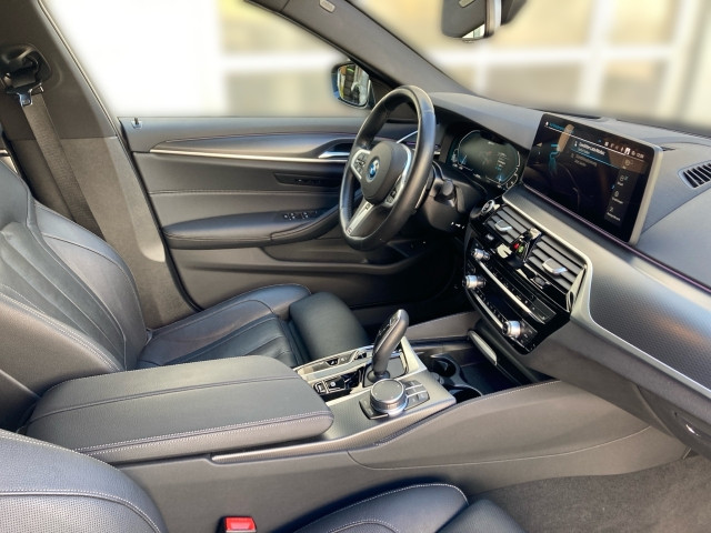 Bild 5: BMW 545e PHEV xDrive Aut.