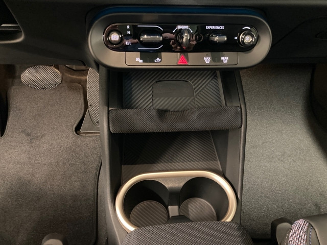 Bild 10: Mini Countryman C U25 B38