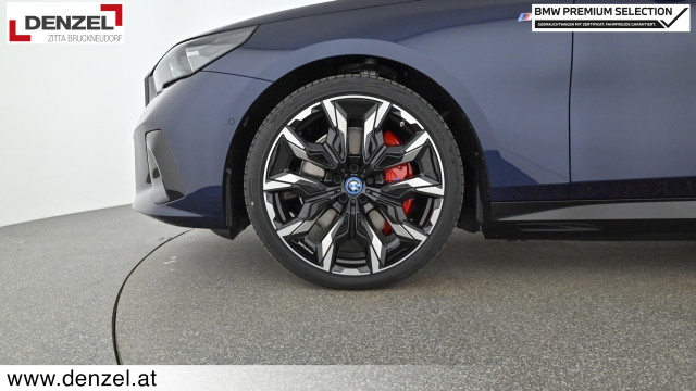 Bild 13: BMW BMW i5 M60 xDrive Touring G61CE2