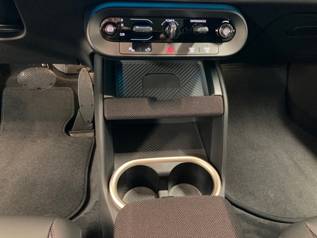 Bild 12: Mini MINI Countryman SE ALL4 U25 XE2