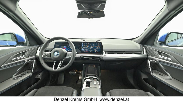 Bild 9: BMW iX1 xDrive30 U11 XE2