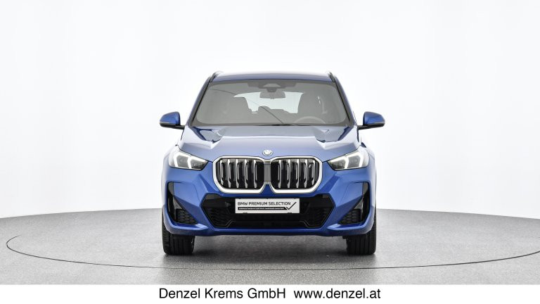 Bild 1: BMW iX1 xDrive30 U11 XE2