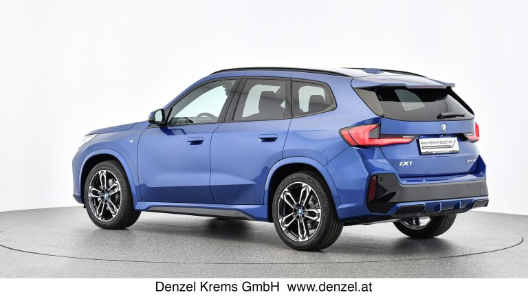 Bild 3: BMW iX1 xDrive30 U11 XE2