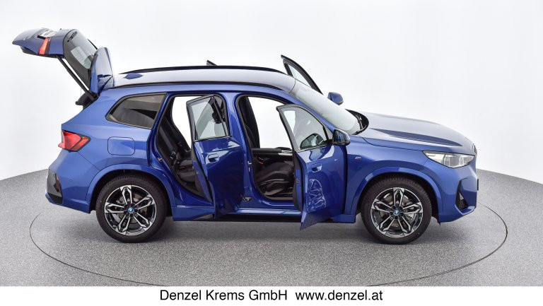 Bild 6: BMW iX1 xDrive30 U11 XE2