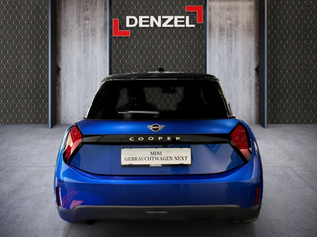 Bild 10: Mini Cooper E J01 HC0