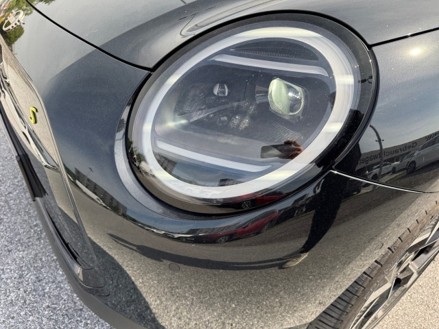 Bild 11: Mini Cooper SE J01 HC0