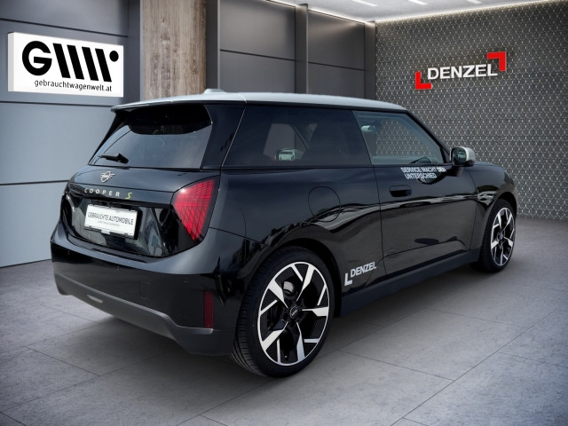 Bild 3: Mini Cooper SE J01 HC0