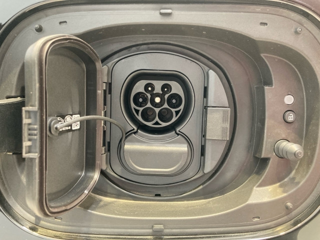 Bild 9: Land Rover Range Rover Autobigraphy P460e