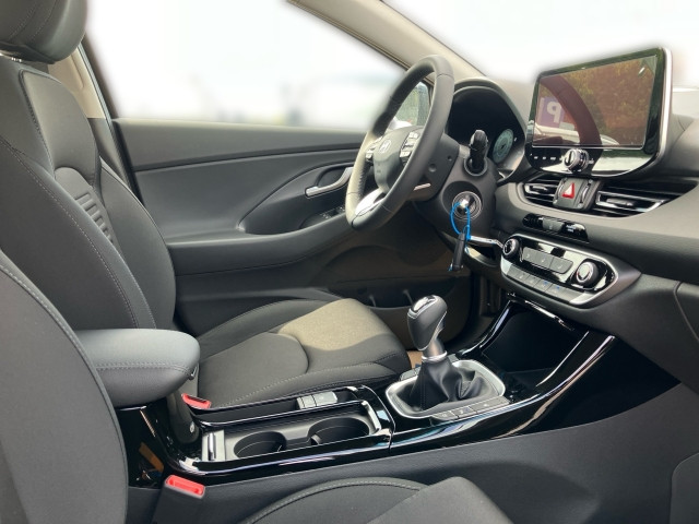 Bild 3: Hyundai i30 Kombi - PD GO Plus 1.0 TGDI