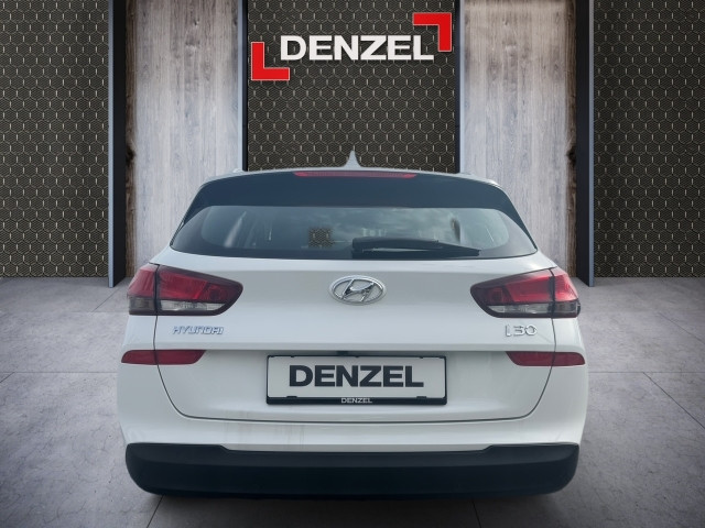 Bild 8: Hyundai i30 Kombi - PD GO Plus 1.0 TGDI