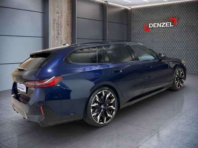 Bild 3: BMW 530e xDrive Touring G61 XB1