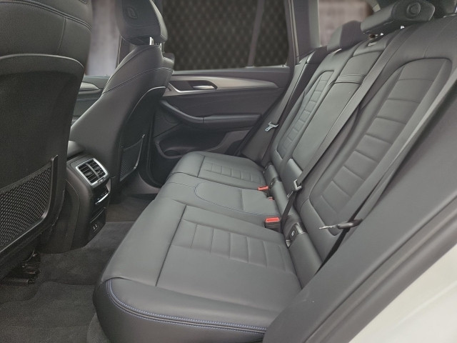 Bild 12: BMW iX3 G08 HA0