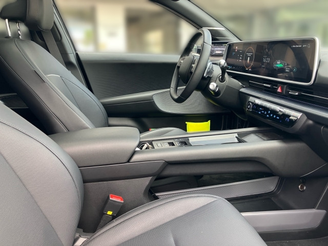 Bild 5: Hyundai IONIQ 6 TOP LINE Long Range 77,4 kWh 4WD