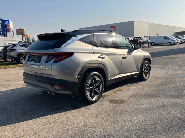 Bild 8: Hyundai Tucson NX4 GO 1,6 T-GDi 2WD