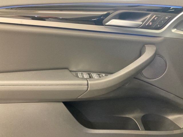 Bild 7: BMW iX3 G08 HA0