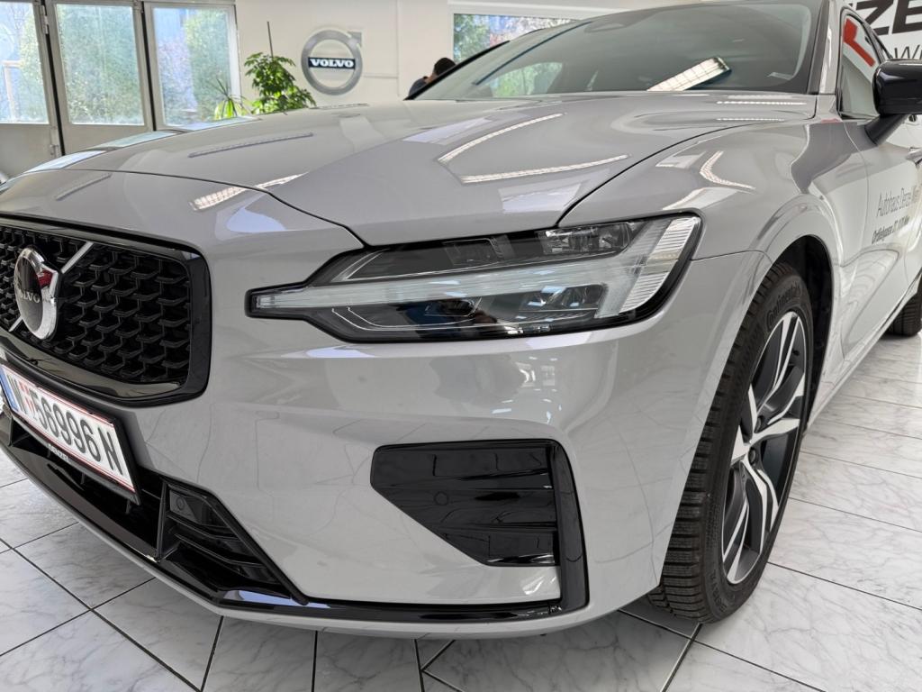 Bild 4: VOLVO PKW V60 B4 Plus Dark Silber