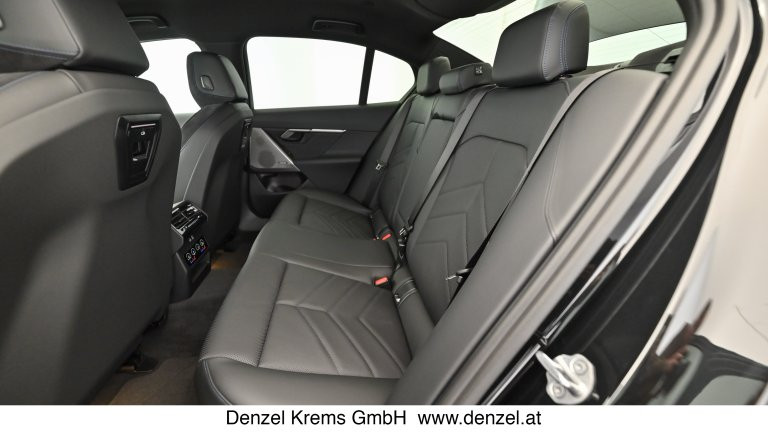Bild 8: BMW i5 xDrive40 Limousine G60 XE2