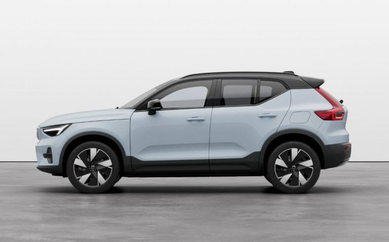Bild 1: VOLVO PKW EX40 Ultra, Twin Motor, Vollelektrisch