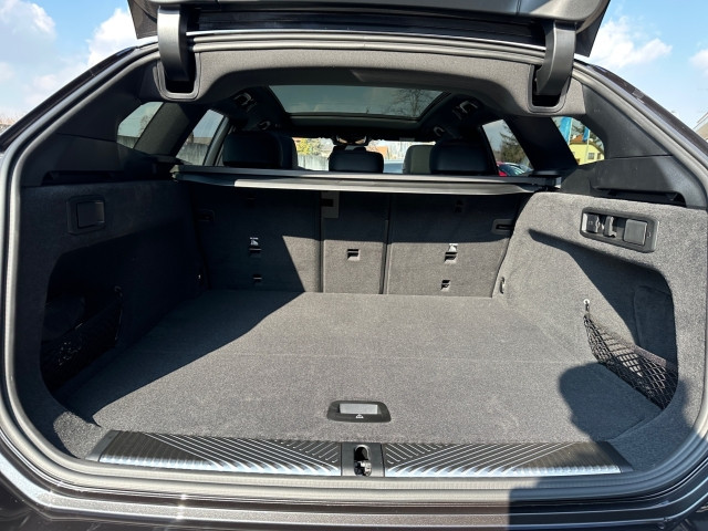 Bild 9: BMW i5 eDrive40 Touring G61