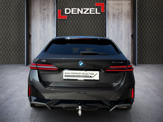Bild 10: BMW i5 eDrive40 Touring G61