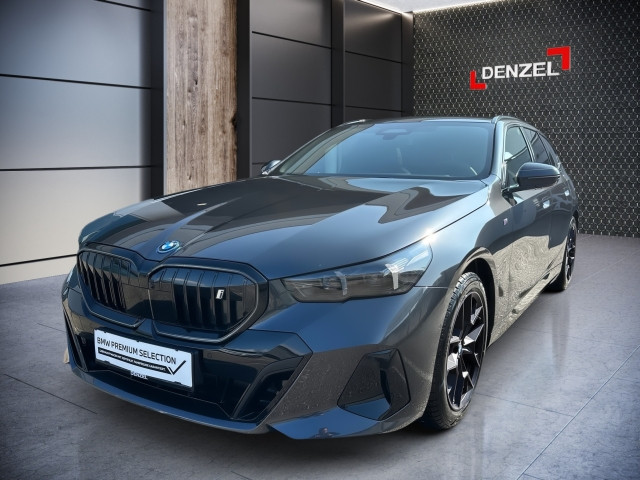 Bild 1: BMW i5 eDrive40 Touring G61