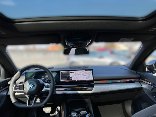 Bild 6: BMW i5 eDrive40 Touring G61