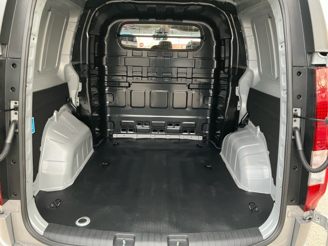 Bild 9: Hyundai STARIA Van HEV Kastenwagen 1.6 T-GDi HEV