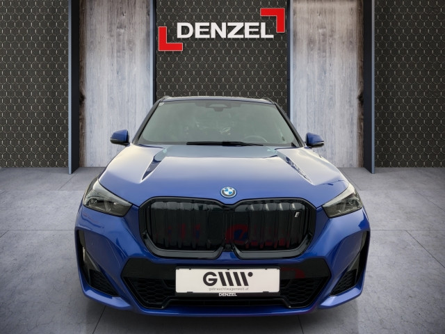 Bild 12: BMW iX1 xDrive30 U11