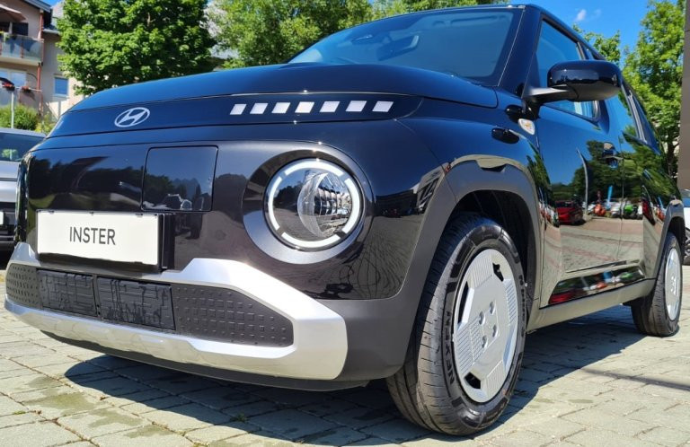 Bild 2: Hyundai INSTER Smart Line 42kWh