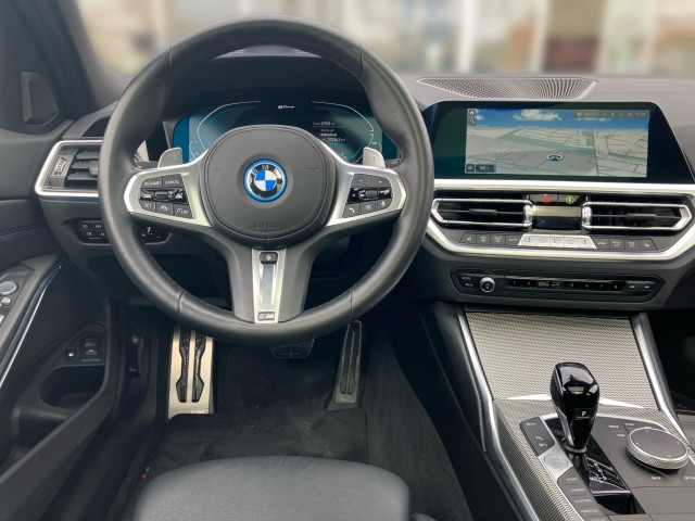 Bild 6: BMW 330e xDrive Touring G21 XB1
