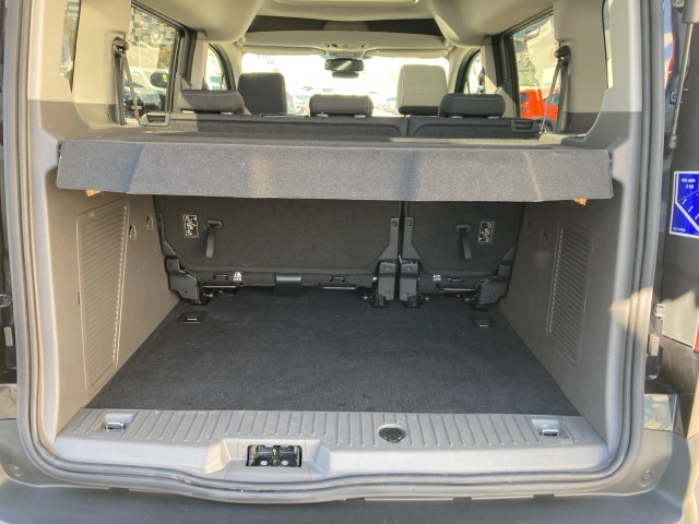 Bild 9: Ford Tourneo Connect Active 1,5 EcoBlue L1 Aut,