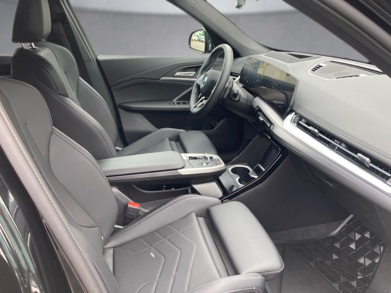 Bild 10: BMW X1 xDrive30e 14,2kWh