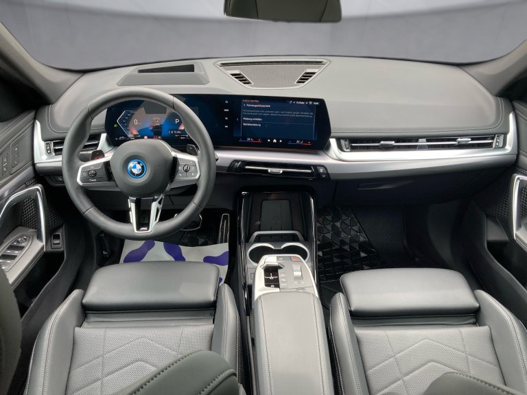 Bild 8: BMW X1 xDrive30e 14,2kWh