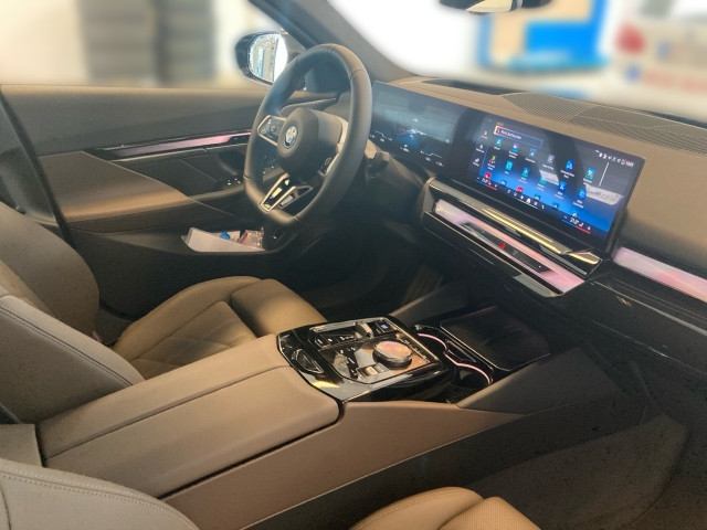 Bild 10: BMW i5 eDrive40 Limousine G60 HA0