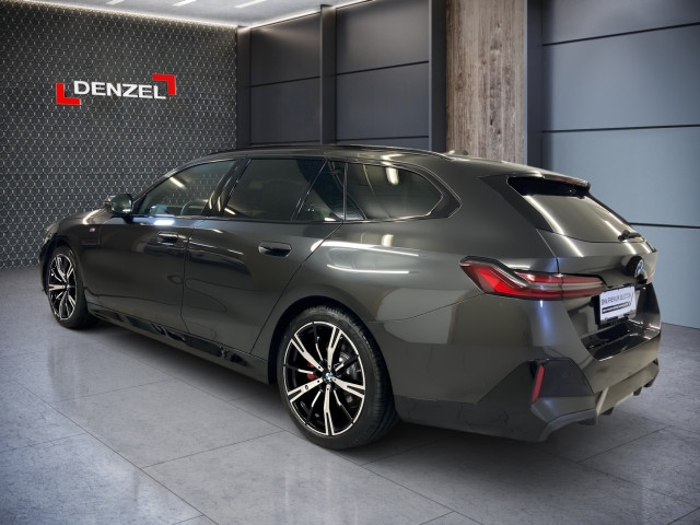 Bild 2: BMW 520d xDrive Touring G61 B47