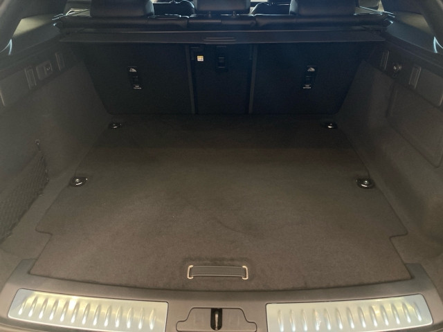 Bild 8: Land Rover Range Rover Velar P400e Dynamic SE