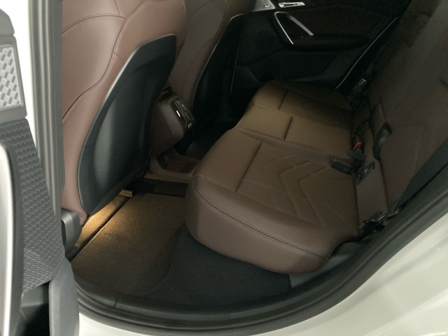 Bild 7: BMW iX2 eDrive20 U10 HB0
