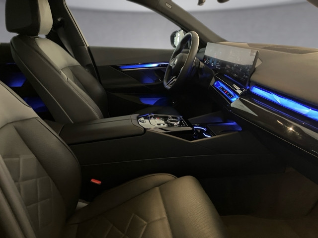 Bild 8: BMW 520d xDrive Touring G61 B47