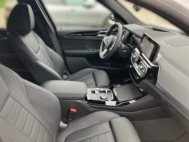 Bild 5: BMW iX3 G08 HA0