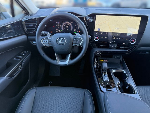 Bild 6: Lexus NX 350h 4WD Executive