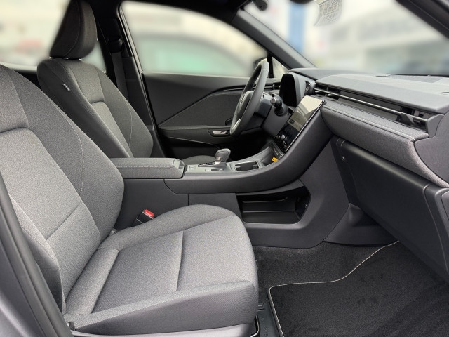Bild 5: Lexus LBX Hybrid 136PS 2WD + Komfort Paket