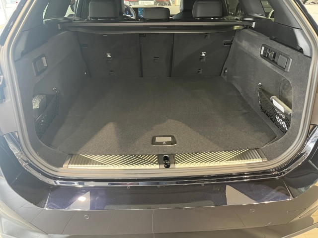 Bild 6: BMW i5 eDrive40 Touring G61