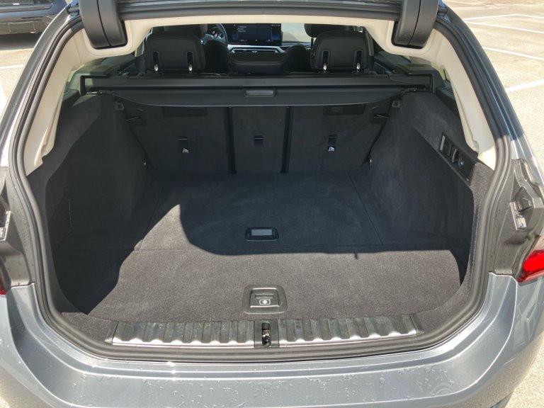 Bild 13: BMW 318d Touring G21 B47